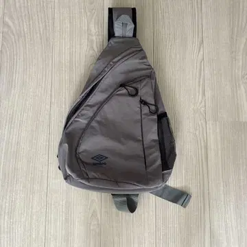 엄브로 숄더 백