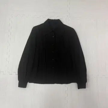 클래시컬한 디자인 블랙 블라우스 긴팔 포멀 레트로 모드 여성용