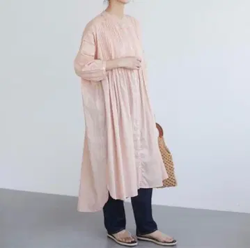 크라프트 스탠다드 부티크 [F] 핀턱 브릿지 레이스 셔츠 원피스