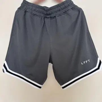 LYFT 숏팬츠