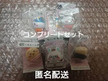 치이카와 쿠라스시 피규어 컴플리트 하치와레 토끼