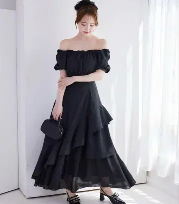 NICE NICECLAUP 언발란스 티어드 롱 원피스 블랙