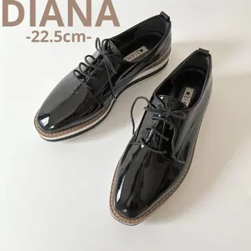 새상품급 DIANA 다이애나 22.5cm 통굽 블랙 레이스업 슈즈 에나멜