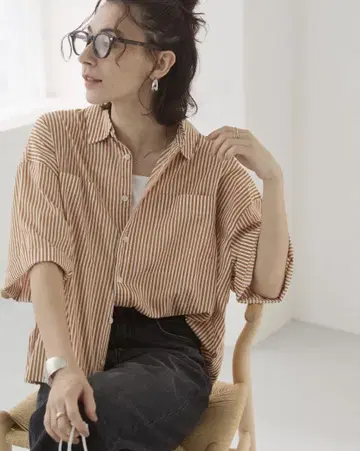 ANGIE 시어 오버사이즈 레귤러 카라 셔츠 반팔