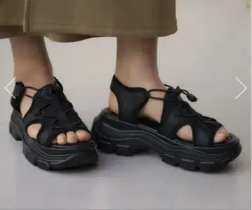 마우지 블랙 스포츠 샌들 미사용