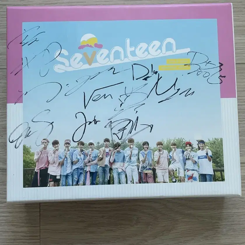 SEVENTEEN - SEVENTEEN ウジ　サイン入りアルバム　トレカ SEVENTEEN ウジ 2020 SVT ドームコン サイン入りトレカ - メルカリ