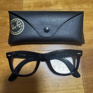 Ray-Ban Wayfarer 블랙 프레임