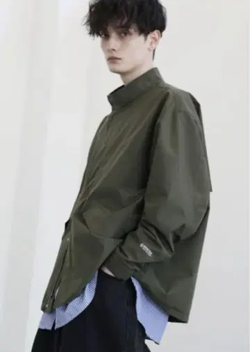 +phenix 밀리터리 숏 모즈 블루종
