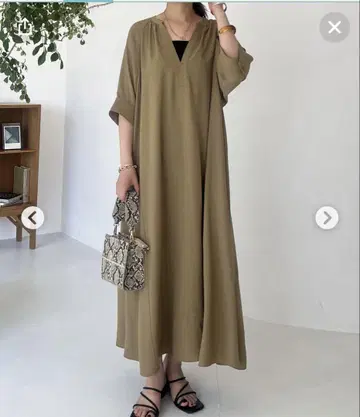 PM 사이즈 접촉 냉감 스키퍼 롱 원피스 베이지