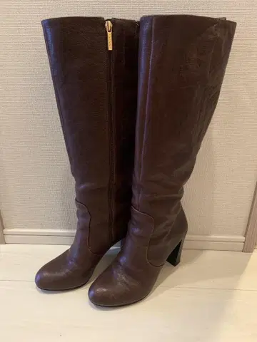 브라운 가죽 롱 부츠 힐 8cm