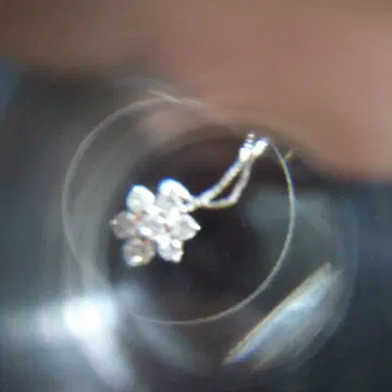 K10 꽃 모양 목걸이 다이아몬드 0.2ct