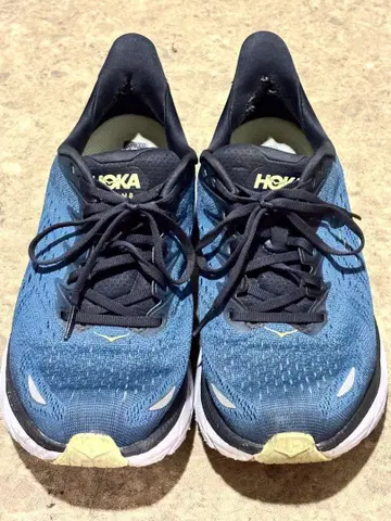 HOKA 클리프톤8 26.5cm 와이드