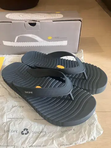 SUICOKE 플립플랍 네이비