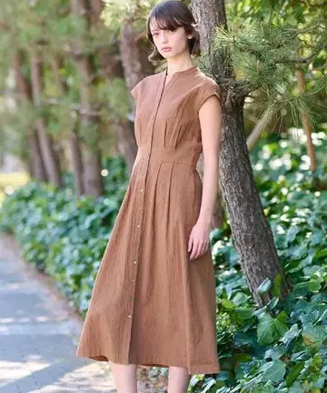 DRESSTERIOR 프렌치 쓰리 슬리브 립 원피스