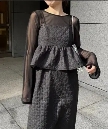 극미품 카프리슈 레마쥬 페플럼 원피스 결혼식 블랙 시어