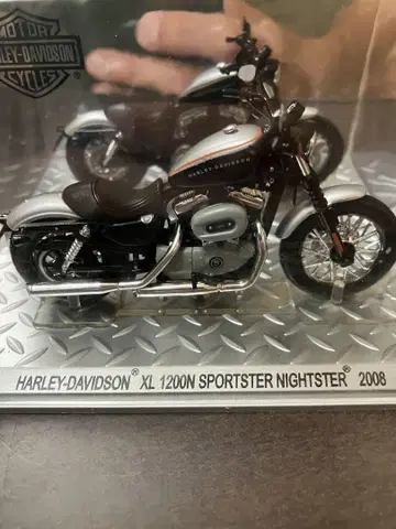 하레-데이비슨 XL 1200N 스포트스터