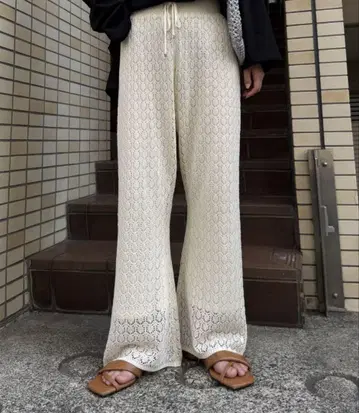 아이보리 레이스 짜임 와이드 팬츠