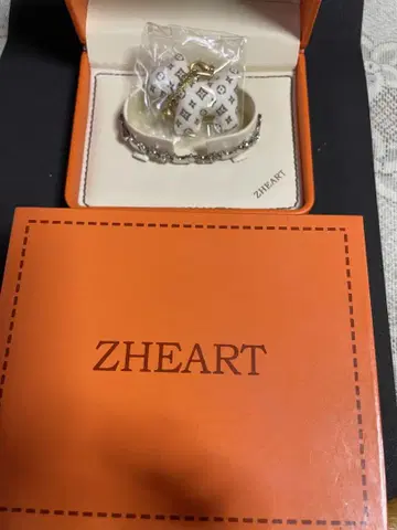 ZHEART 화이트 크리스탈 팔찌