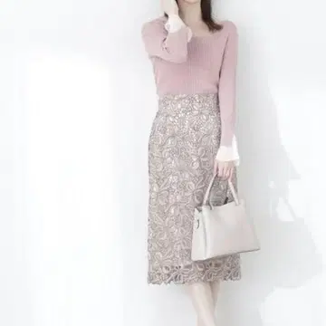 프로포션 플라워 리본 케미컬 레이스 타이트 스커트