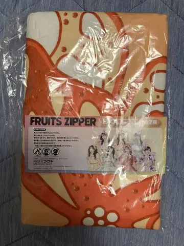 [한정] FRUITS ZIPPER GiGO 후드 타월 진제이 스즈카