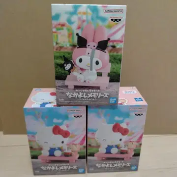 산리오 캐릭터즈 나카요시 메모리즈 키티 마이멜로디 피규어