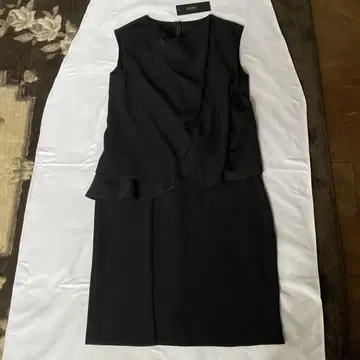 미착용 새상품급 블랙 프릴 세트업