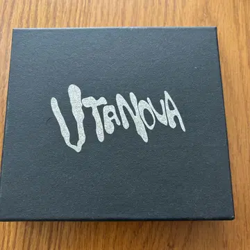 Utanova 블랙 가죽 접이식 지갑 요시이 카즈야