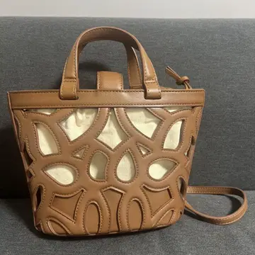 ZARA 자라 컷워크 컷 아웃 토트백