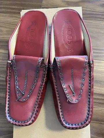 TOD'S 슬립온