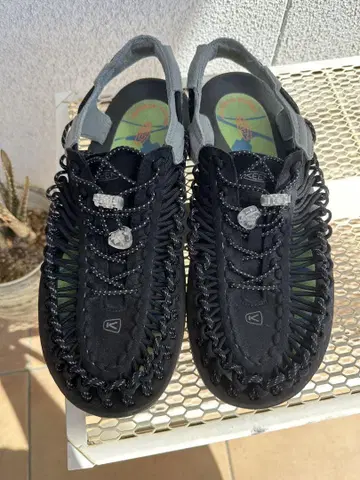KEEN UNEEK Hombre Ni o 콜라보 모델 28cm