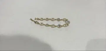 골드 팔찌 주얼리 반짝이는 스톤 결혼식 경사