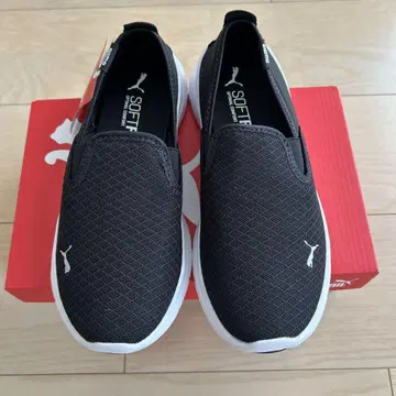 새상품 PUMA SOFTFOAM+ 블랙 슬립온