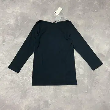 [미사용] 오라리 이에나 별주 티셔츠 보트넥
