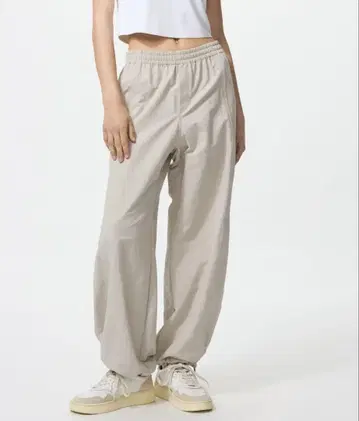 UNIQLO 유니클로 기어 팬츠 베이지 S