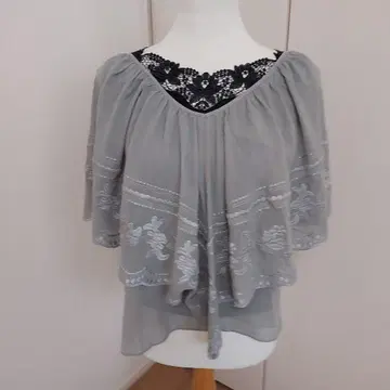 그레이스 콘티넨탈 블라우스