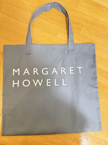 MARGARET HOWELL 토트
