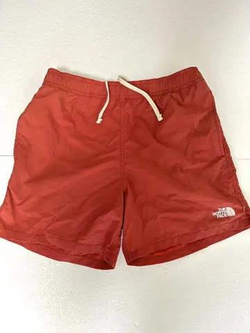 The North Face 레드 숏 팬츠