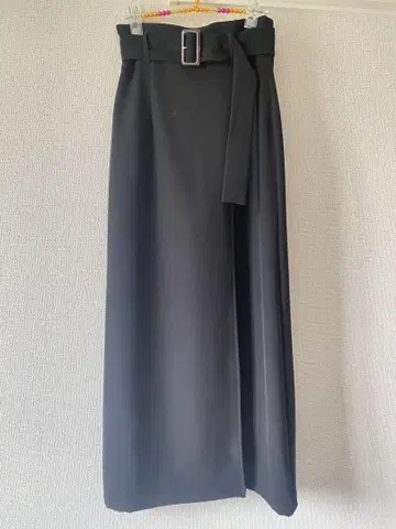원숄더 서스펜더 랩 큐롯