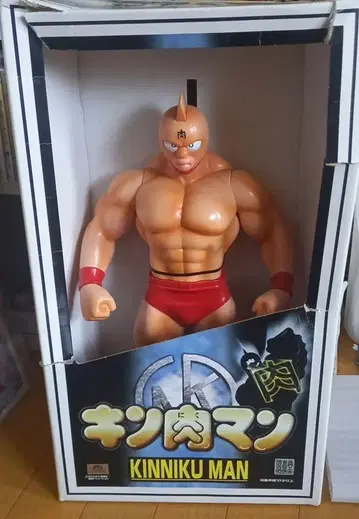 근육맨 피규어 약 38cm 박스형 미사용