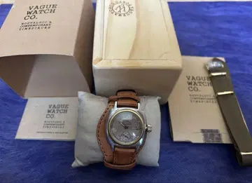 VAGUE WATCH CO. 쿠신 얼리 앤 콜