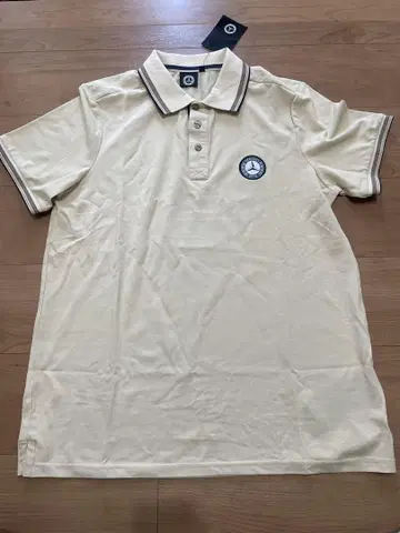 벤츠 피케 셔츠 크림색