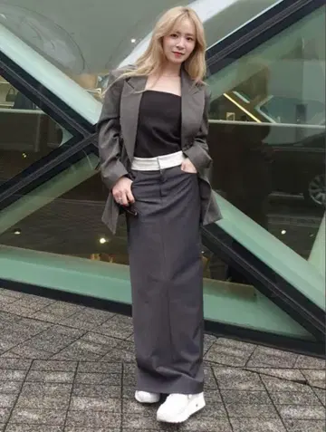 새상품 Gajess Taylor Pencil Skirt (Grey 36)