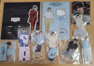 SEVENTEEN 아크릴 스탠드 에스크