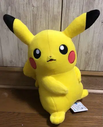 피카츄 봉제 인형 중형