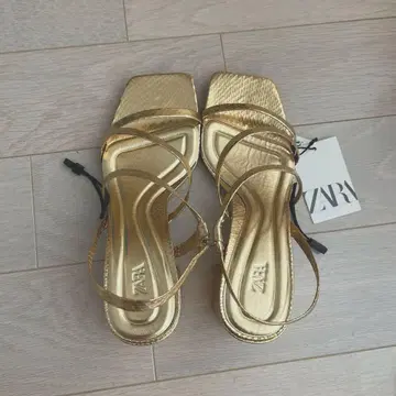 골드 힐 샌들