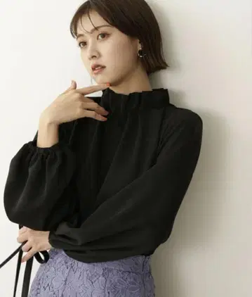 N 내추럴 뷰티 베이직 페이퍼백 퍼프 블라우스