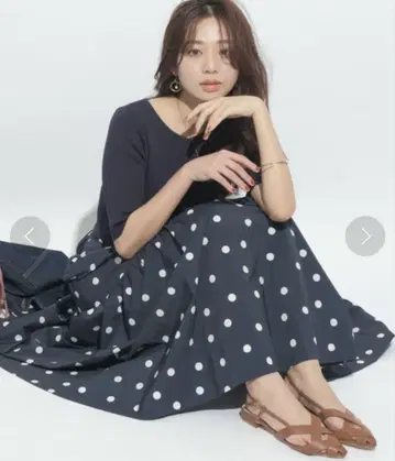 성인 백화 봄호 게재 새상품급 JUSGLITTY 도트 스커트 도킹 원피스