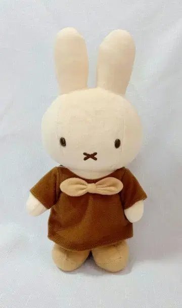 [하우스텐보스] 브라운 미피 (포즈 봉제인형)