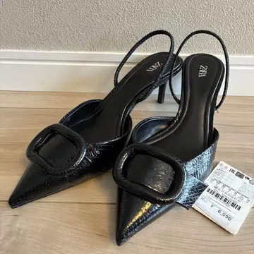 ZARA 스트랩 샌들 블랙 사이즈 35 23
