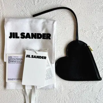JIL SANDER 질 샌더 하트 파우치 참 블랙 로고 엠보